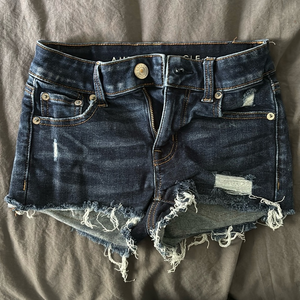 Distressed American Eagle Shorts! Size 00
